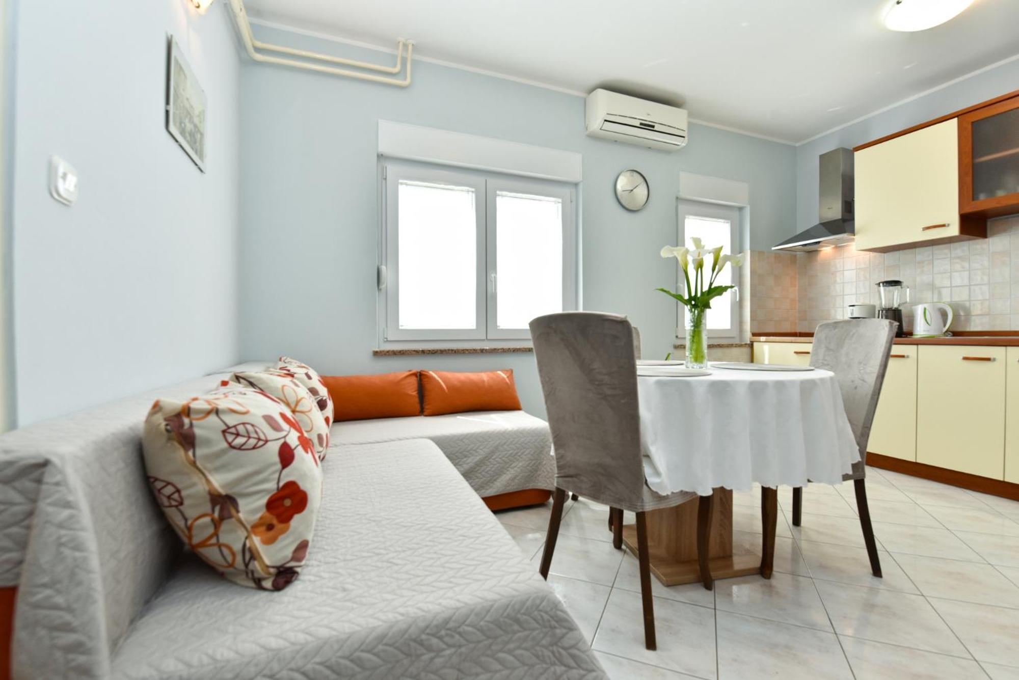 Apartments Nevina 1230 Pula Ngoại thất bức ảnh