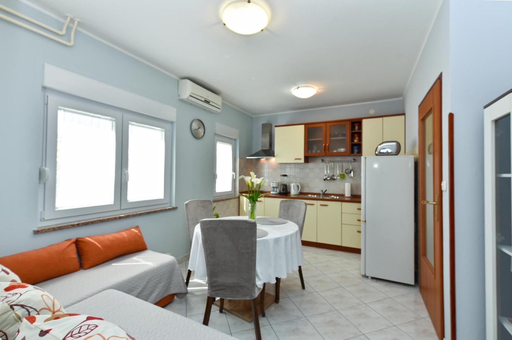 Apartments Nevina 1230 Pula Ngoại thất bức ảnh
